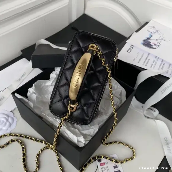 Hyper Peter CHAIN CHANEL WITH VANITY 0706